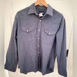 Wrangler Men's Dark Blue Casual Button Down Shirt